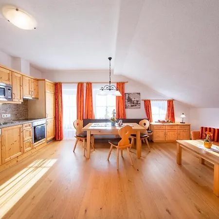 Ferienwohnungen Behamhof Neukirchen am Großvenediger Esterno foto